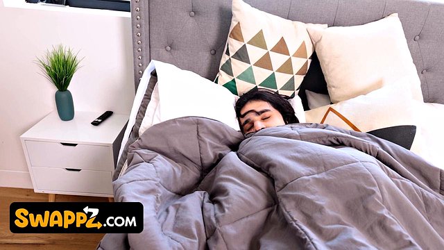 Naughty Stepdaughters Bunny Madison And Mona Azar Catch Her Big-Cock Stepdaddies Sneaking
