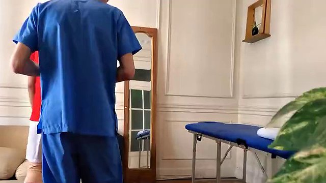 Latin Leche - Cute Twink Assistant Cesar Rose Takes Care Of Horny Latino Doctor In Uniform Ferfroma