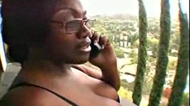 Sexo con profesora: mamada, porno de perrito y vaquera