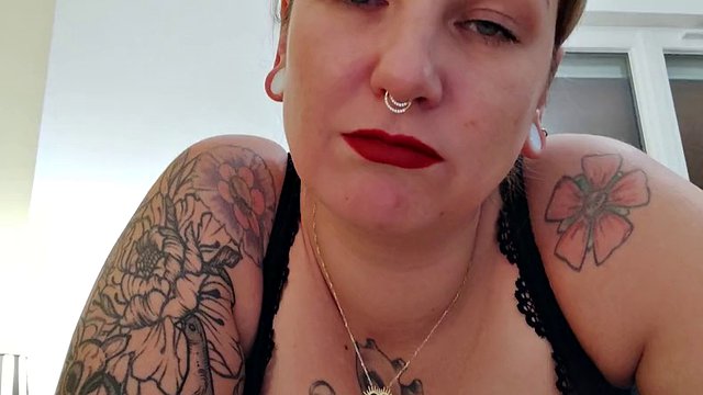 Vends-ta-culotte - Umiliazione per uomo sottomesso da una sexy dominatrice