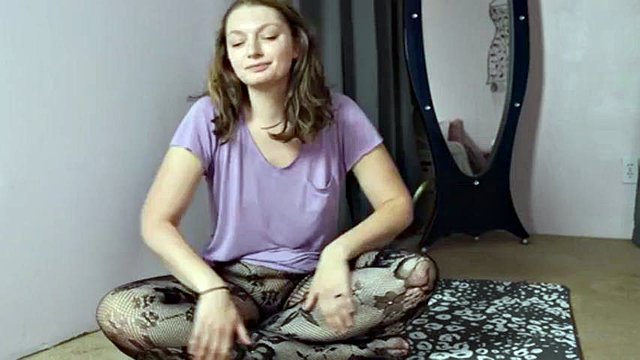 Joga w kabaretkach: porno amatorskie, chaturbate i dupa