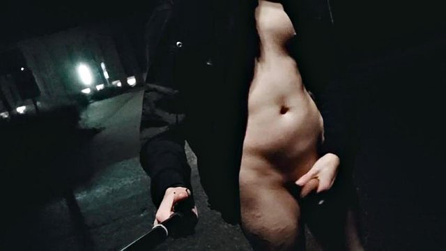 Nacht nackt im Hotel und auf der Straße riskant