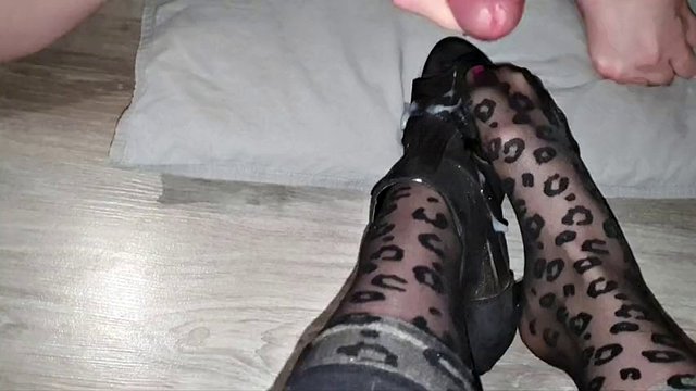 پای نایلون Cumshot