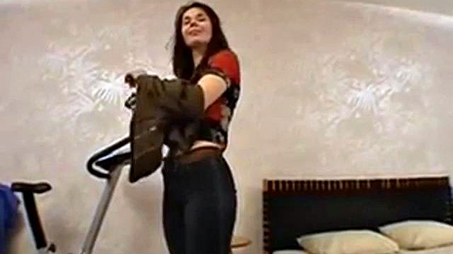 Moms Casting - Jana (40 years old): Blowjob, Amateur & Handjob Porn