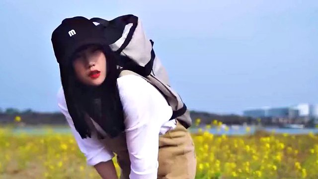 ModelMedia Asia - Horny Wild Travel - Xun Xiao Xiao – MMZ-065 – Best Original Asia Porn Video