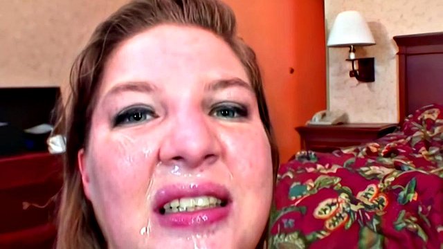 Charlly Moore BBW Takes Anal