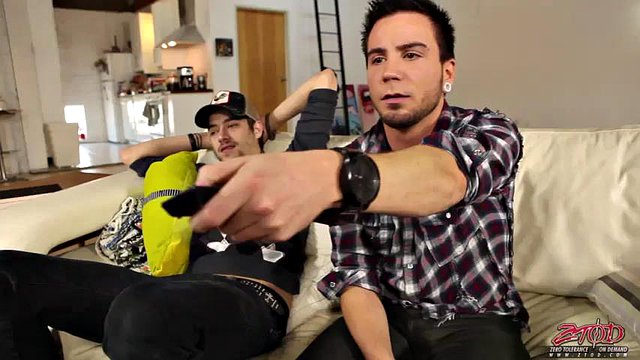 Money Scream con Kristina Rose: mamada, perrito y vaquera porno