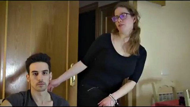 Cena con festa: pompini, pecorina e porno leccate