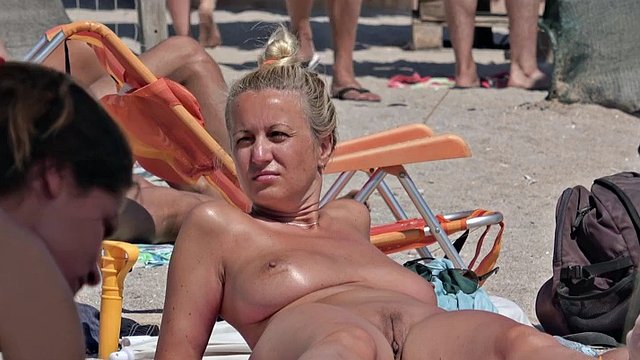 nudistická pláž
