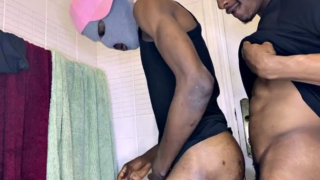 Skinny African BBC fuck in bathroom