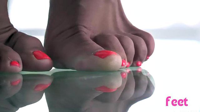 Bigtitted MILF footlicked and cuntfucked