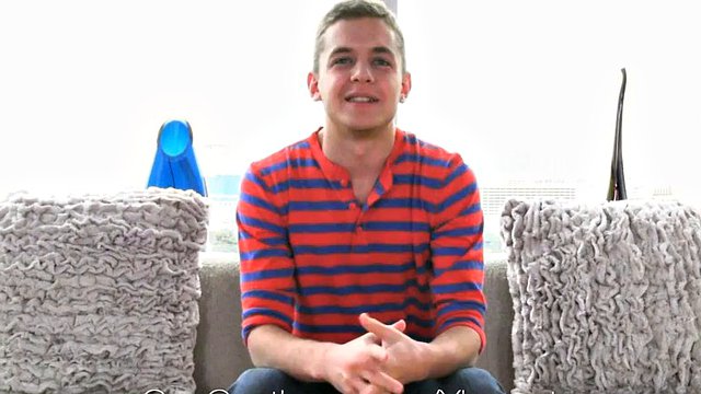 Amateur gay slut gets ass plowed on a casting