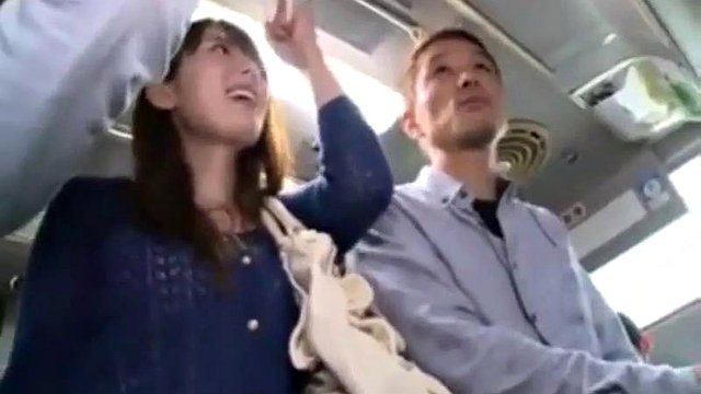 Yui Hatano Wife Fucked on Bus