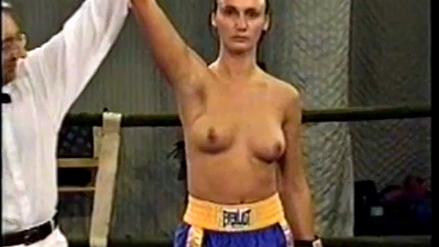Topless Boxing D001