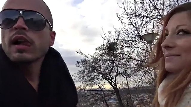 av4k. boynuzlanan kız arkadaşının çok ateşli vücudunu satmasına engel olamaz
