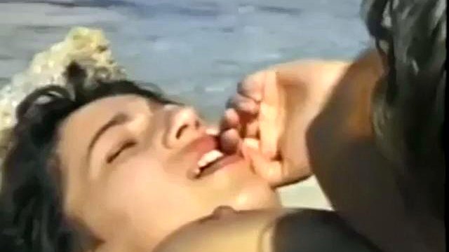 julie at the beach: Mamada, Perrito Y Vaquera Porno
