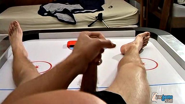 Up-Close Foot Fun With Kelly - Kelly Cooper