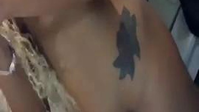 Hoodrat Slim Petite Ebony Milf