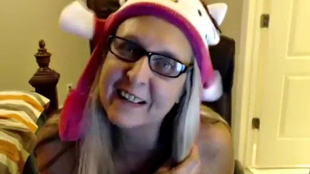 cute granny with nice tits: Big Tits, Amateur & Babe Porn