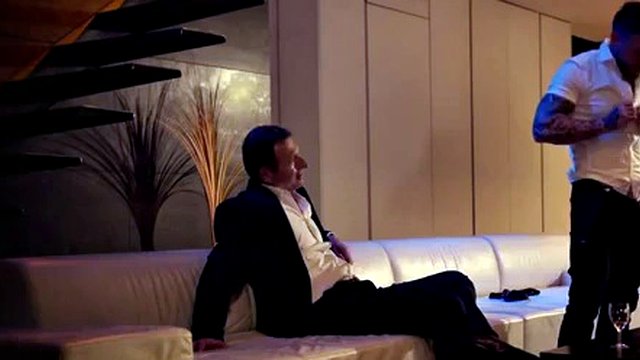 Intensywna soumission analna Manon Martin HD