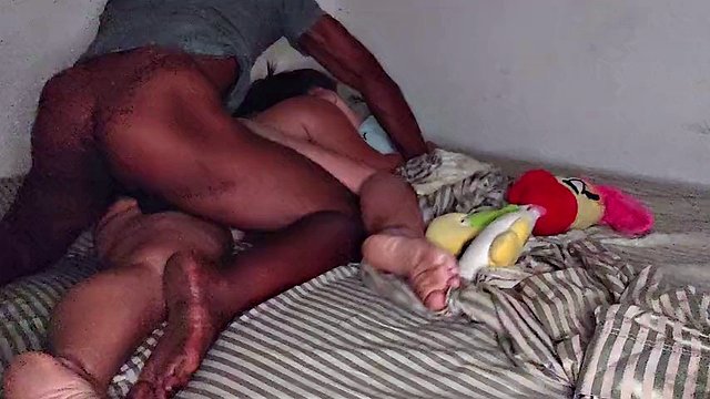 WAKE THE MIDGET WITH THE BRICK