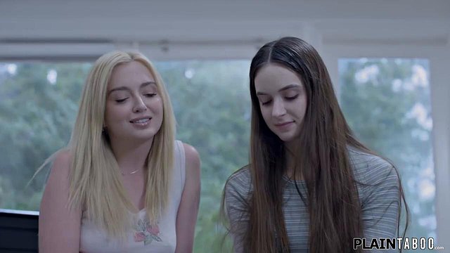 Mein Stiefvater wird sich auch um dich kümmern, wenn du ihn fickst. Hazel Moore, Charles Dera & Lexi Lore: Porno