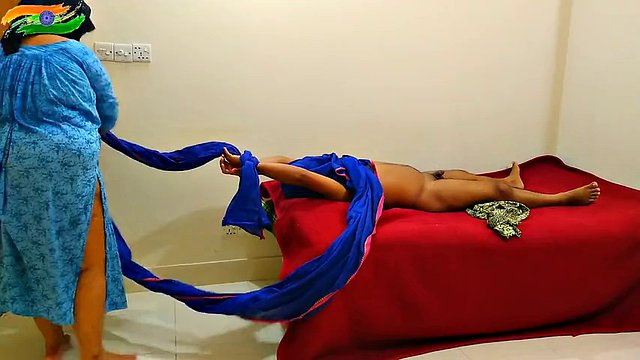 Stepson Fucked by Hot MILF Stepmom with hands tied - Role play