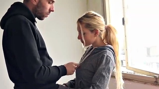Czech gypsy Wanessa Sweet fucked by horny guy and creampies teen