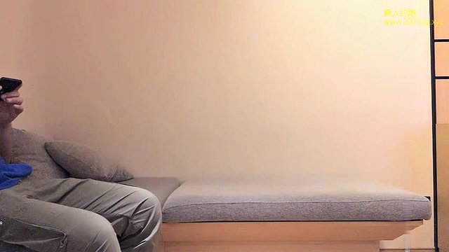 小寶尋花約了個性感黑帽妹子01