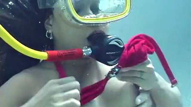 underwater 3663