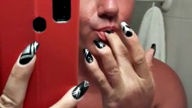 Sonyastar beautiful shemale masturbates with long nails