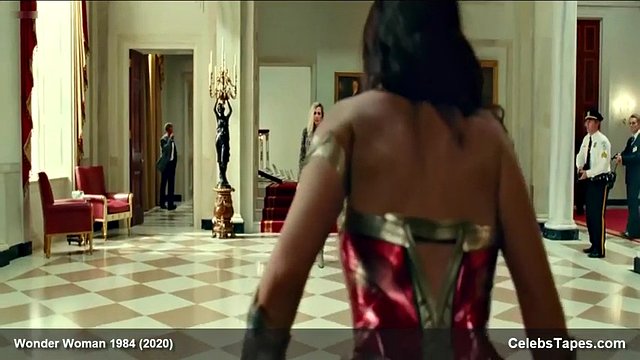 Sexy Gal Gadot cleavage