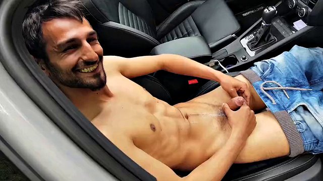 He jerks off in his best friend's car
