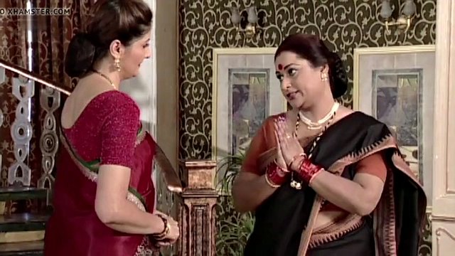 satin saree 33