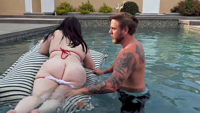 Paige Steele's Big Booty Endures Intense Ass Licking and Rimjob in Underwater Pool Fuck Session Before