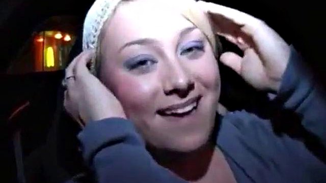 Big Tit Dogging con pequeñas pollas: grandes tetas, mamada y porno amateur