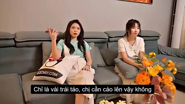 反流行的美丽女孩：大山雀，口交和亚洲色情